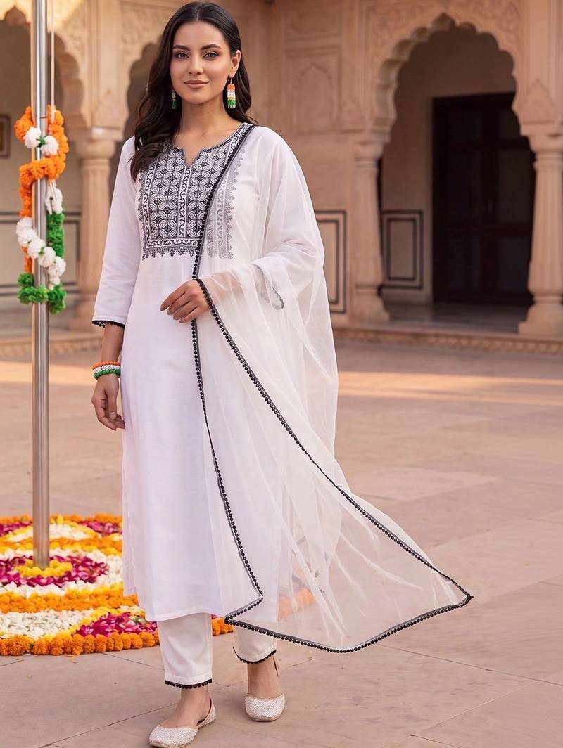 women ethnic motifs embroidered regular thread work kurta with trousers & with dupatta