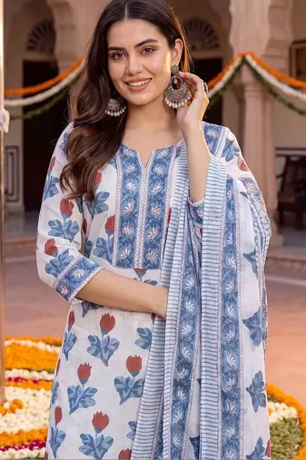 women floral printed regular cotton kurta with trousers & with dupatta