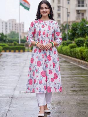 women floral printed regular cotton kurta with trousers 6
