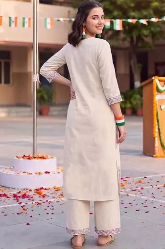 women ethnic motifs printed regular cotton kurta with palazzos