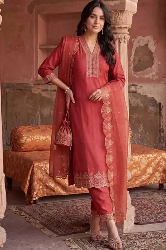 women ethnic motifs embroidered regular thread work kurta with trousers & with dupatta