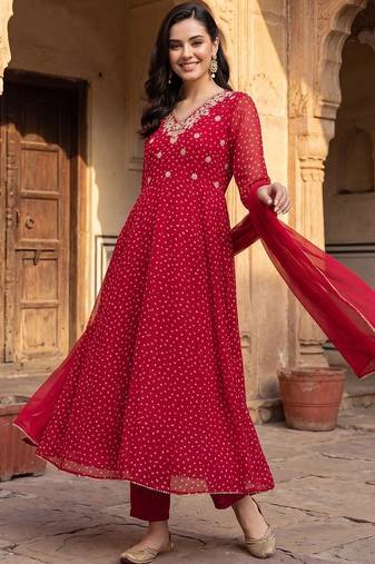 women ethnic motifs printed regular thread work kurta with trousers & with dupatta
