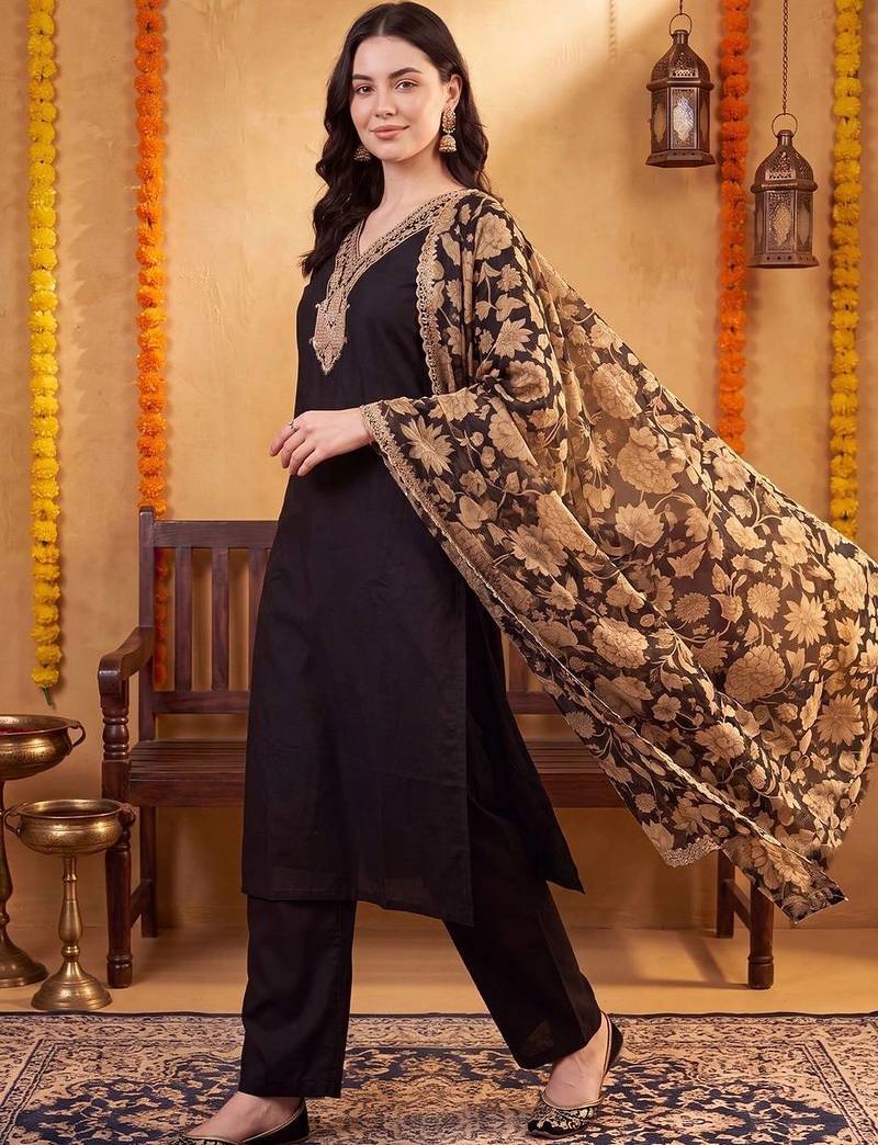 women regular thread work kurta with palazzos & with dupatta
