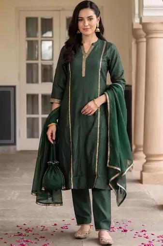women regular gotta patti liva kurta with trousers & with dupatta