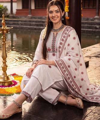 women ethnic motifs embroidered regular thread work cotton kurta with trousers & with dupatta 1