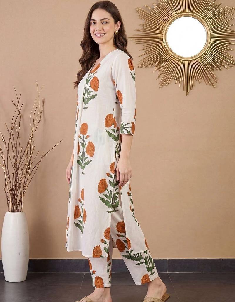 women floral printed regular cotton kurta with trousers