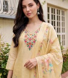 women floral printed regular thread work linen kurta with trousers & with dupatta