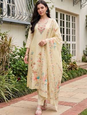 women floral printed regular thread work linen kurta with trousers & with dupatta 1