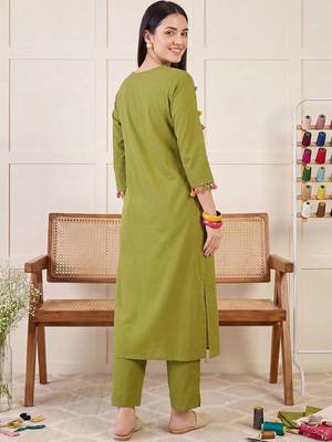 women ethnic motifs embroidered regular thread work cotton kurta with trousers 6