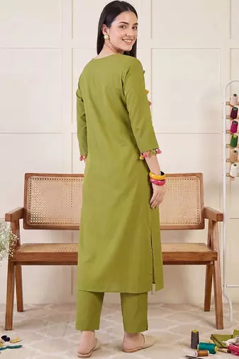 women ethnic motifs embroidered regular thread work cotton kurta with trousers