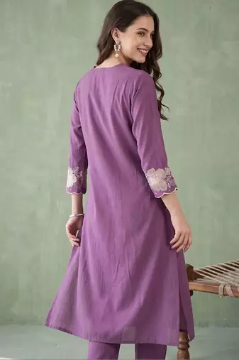 women ethnic motifs embroidered regular thread work kurta with trousers