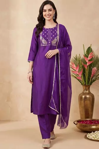 women ethnic motifs embroidered regular sequinned liva kurta with trousers & with dupatta