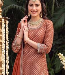 women ethnic motifs printed regular kurta with sharara & with dupatta