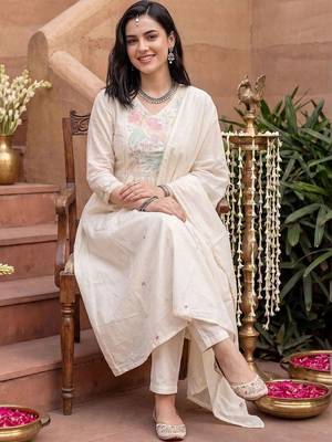 women floral embroidered empire thread work cotton kurta with trousers & with dupatta 5