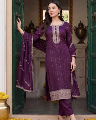 women ethnic motifs embroidered regular thread work kurta with trousers & with dupatta 6