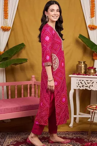 women bandhani printed regular thread work kurta with trousers & with dupatta