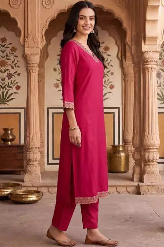 women regular thread work kurta with trousers