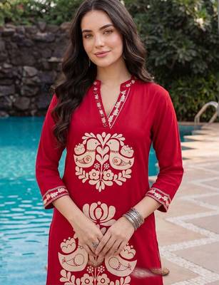 women ethnic motifs printed regular kurta with palazzos 2