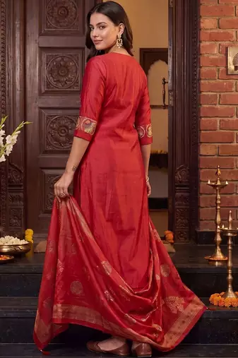 women ethnic motifs embroidered regular thread work kurta with trousers & with dupatta