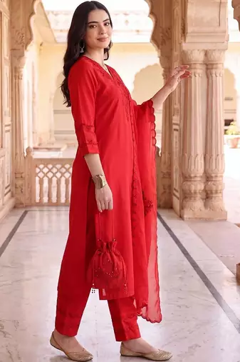 women ethnic motifs embroidered regular thread work kurta with trousers & with dupatta