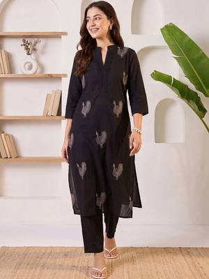 women ethnic motifs embroidered regular thread work cotton kurta with trousers 3