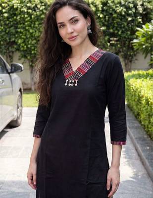 women regular cotton kurta with trousers 2