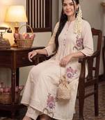 women floral embroidered empire thread work cotton kurta with trousers