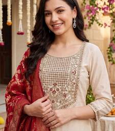 women ethnic motifs embroidered regular thread work kurta with trousers & with dupatta