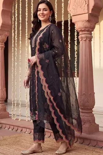 women floral embroidered regular thread work kurta with trousers & with dupatta