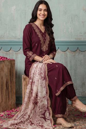 women ethnic motifs embroidered regular thread work kurta with patiala & with dupatta