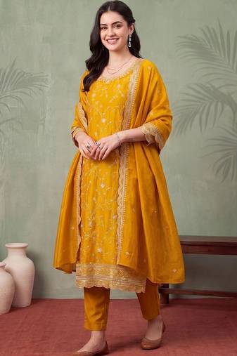 women ethnic motifs embroidered regular thread work kurta with trousers & with dupatta