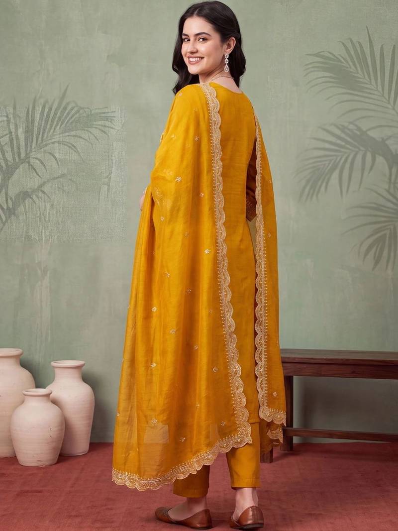 women ethnic motifs embroidered regular thread work kurta with trousers & with dupatta