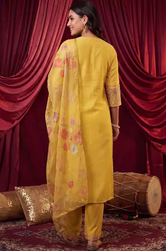women ethnic motifs embroidered regular thread work kurta with trousers & with dupatta