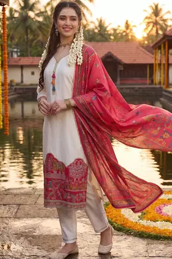 women ethnic motifs printed regular kurta with trousers & with dupatta