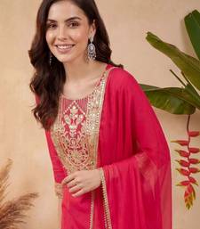 women ethnic motifs embroidered regular kurta with trousers & with dupatta