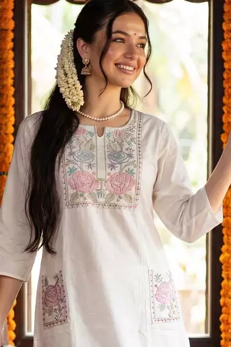 women floral embroidered regular thread work cotton kurta with trousers