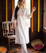 women floral embroidered regular thread work cotton kurta with trousers