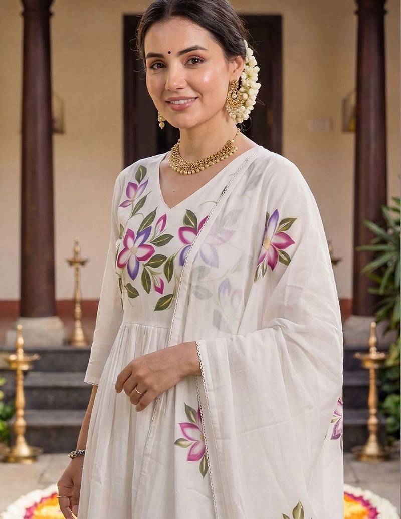 women floral printed empire cotton kurta with trousers & with dupatta