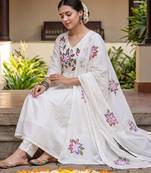 women floral printed empire cotton kurta with trousers & with dupatta