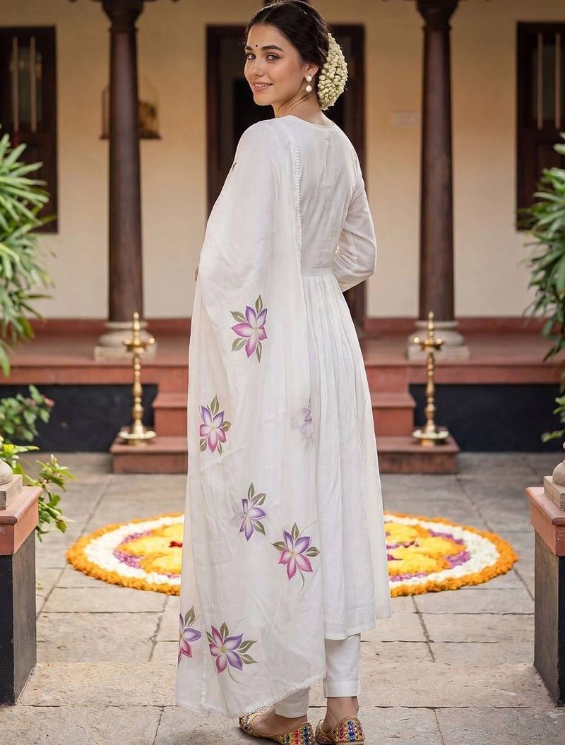women floral printed empire cotton kurta with trousers & with dupatta