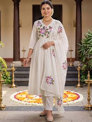 women floral printed empire cotton kurta with trousers & with dupatta 5