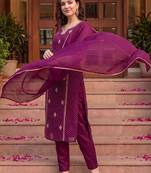 women ethnic motifs printed regular kurta with trousers & with dupatta