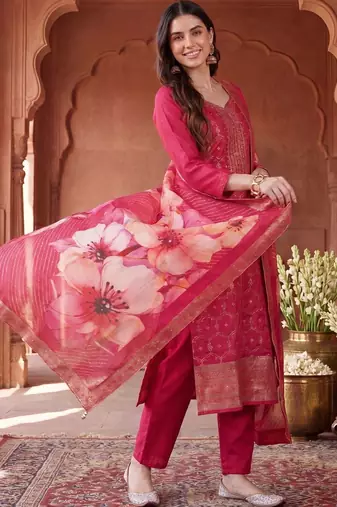 women ethnic motifs embroidered regular kurta with trousers & with dupatta
