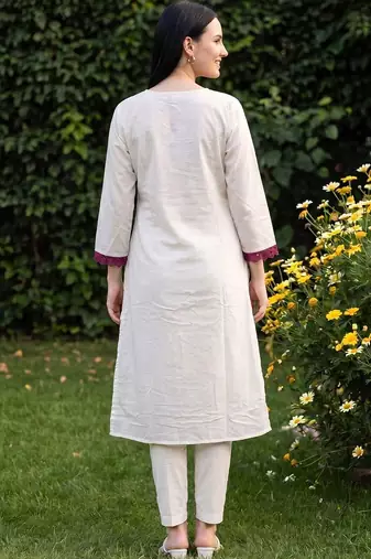 women ethnic motifs printed regular cotton kurta with trousers & with dupatta
