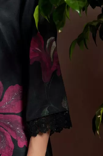 women floral printed regular linen kurta with trousers & with dupatta