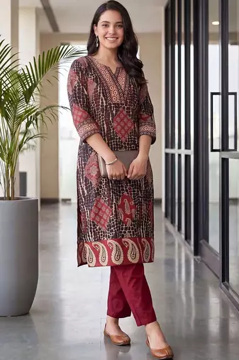 women ethnic motifs printed regular cotton kurta with trousers