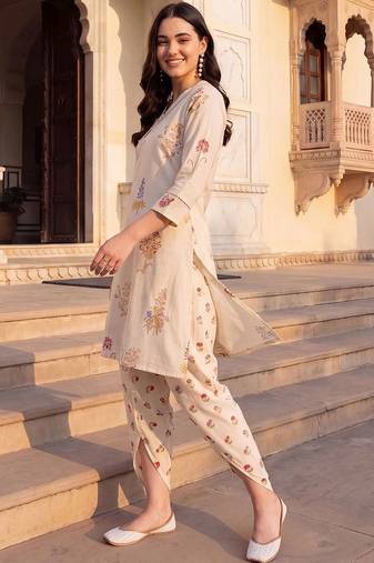 women floral printed regular thread work kurta with dhoti pants