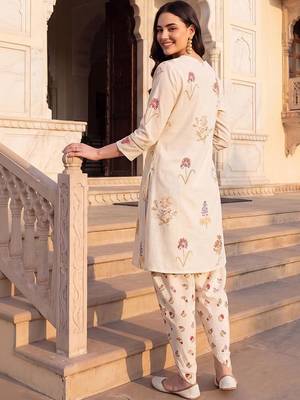 women floral printed regular thread work kurta with dhoti pants 4