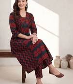 women printed empire cotton kurta with trousers