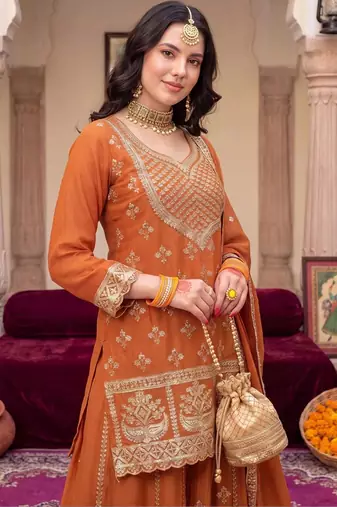women ethnic motifs embroidered regular kurta with sharara & with dupatta